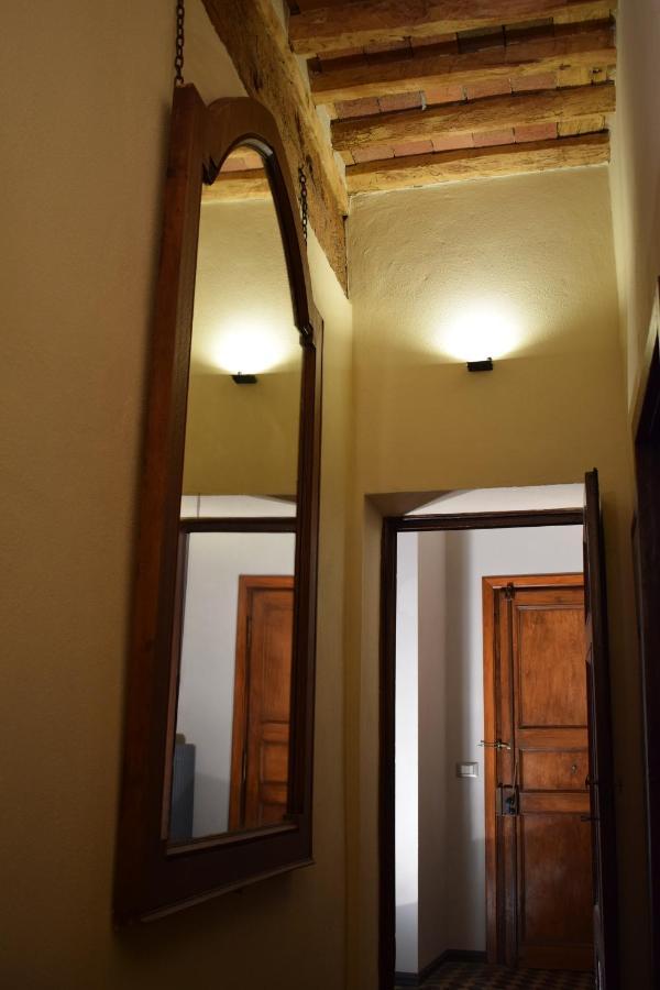 Il Carmine Charme & Terrace With Ac Apartment ลุคคา ภายนอก รูปภาพ